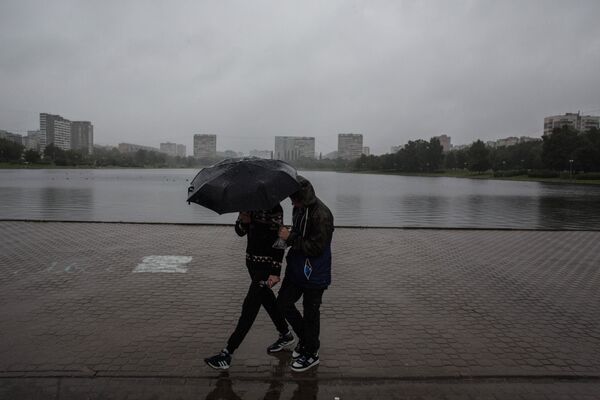 Дождь в Москве