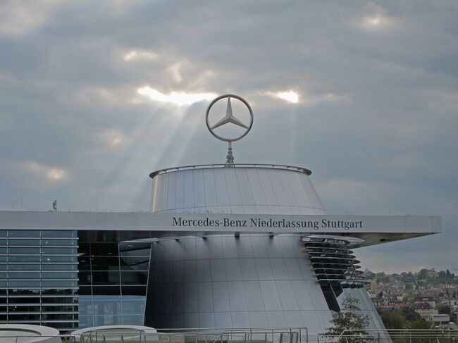 Главный офис Mercedes-benz