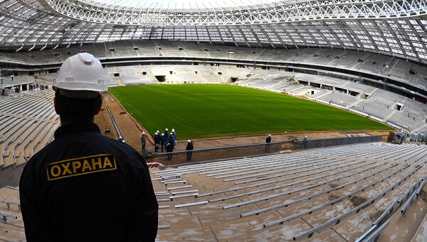 Реконструируемый к Чемпионату мира по футболу FIFA 2018 стадион Лужники в Москве