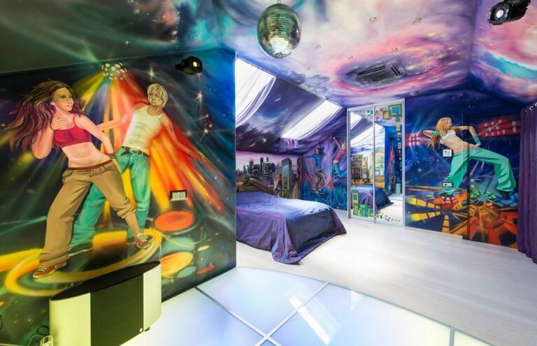 С ног на голову: 8 вариантов сногсшибательного дизайна потолка С ног на голову: 8 вариантов сногсшибательного дизайна потолка