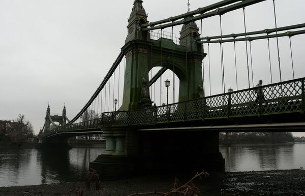 Хаммерсмитский мост через Темзу, Лондон