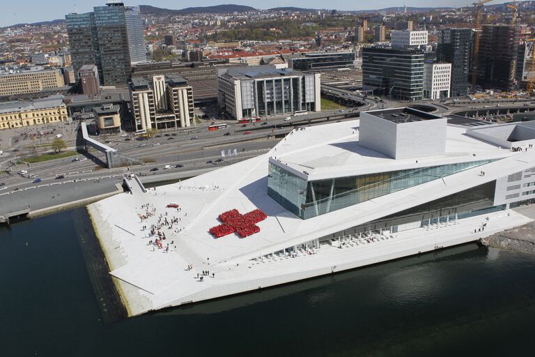 Театр Оперы в Осло (Oslo Opera House), одно из самых энергоэффективных зданий Норвегии.