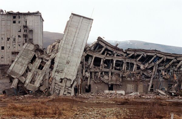 Дома, разрушенные землетрясением в Спитаке 7 декабря 1988 года