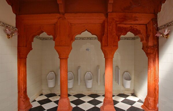 Туалет в Тадж-Махале