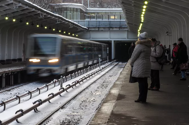 Ремонтные работы на станциях Филевской линии московского метрополитена