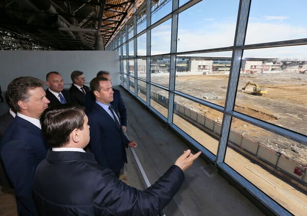 Премьер-министр РФ Д. Медведев посетил международный аэропорт Шереметьево