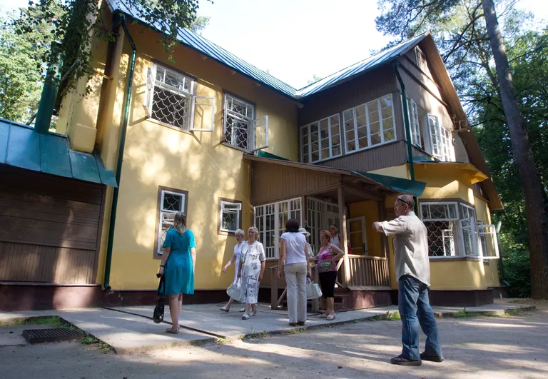Памятные места Подмосковья. Переделкино Памятные места Подмосковья. Переделкино