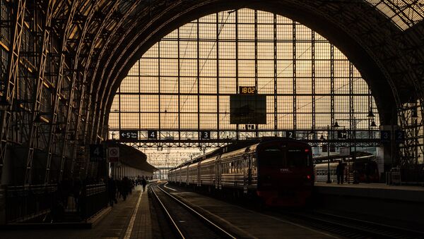 Поезд на платформе Киевского вокзала
