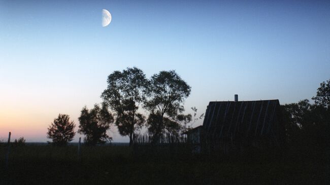 На закате в поселке Завидово Конаковского района