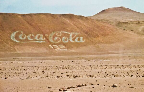 Самый большой логотип Coca-Cola