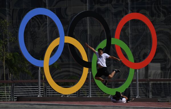 Олимпийские кольца в Рио-де-Жанейро