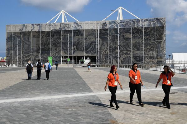 Олимпийский Водный стадион (Olympic Aquatics Stadium) в олимпийском парке в Рио-де-Жанейро