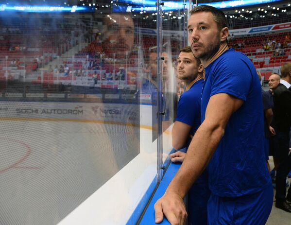 Нападающий ХК СКА Илья Ковальчук во время матча предсезонного турнира Sochi Hockey Open