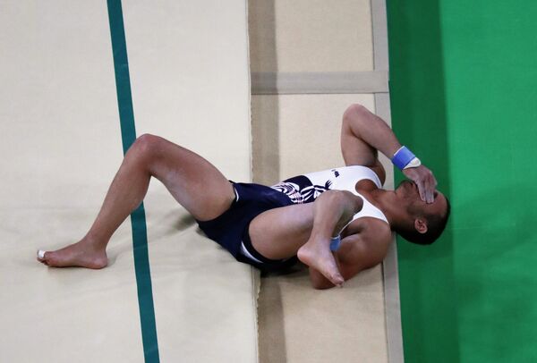 Французский гимнаст Самир Аит Саид, получивший травму на ОИ
