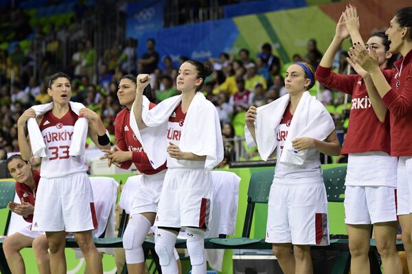 Баскетболистки сборной Турции
