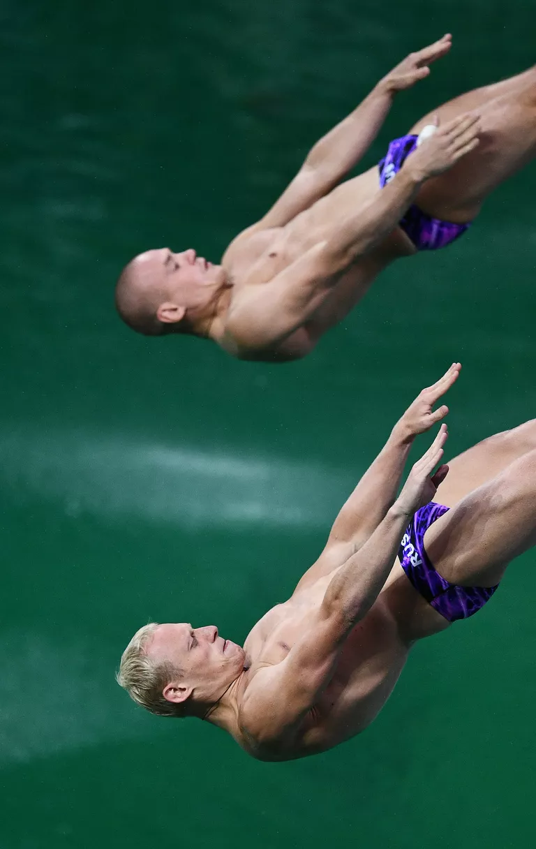 Спортсмены сборной России Евгений Кузнецов и Илья Захаров Спортсмены сборной России Евгений Кузнецов и Илья Захаров