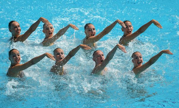 Спортсменки сборной России по синхронному плаванию