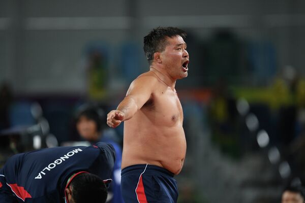 Тренер сборной Монголии по вольной борьбе Цогтбаяр Церенбатар