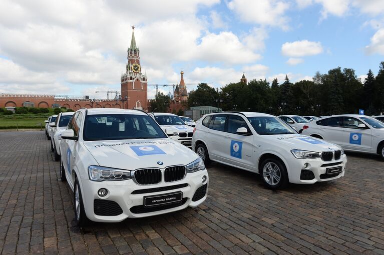 Церемония вручения премьер-министром РФ Д. Медведевым автомобилей российским спортсменам - победителям и призерам Игр XXXI Олимпиады в Рио-де-Жанейро