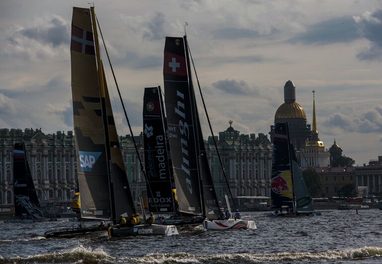 Парусная регата Extreme Sailing Series в Санкт-Петербурге