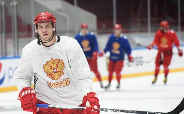 Нападающий сборной России по хоккею Николай Кулемин