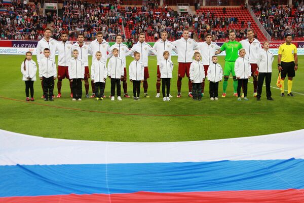 Футболисты сборной России перед началом товарищеского матча между сборными России и Ганы