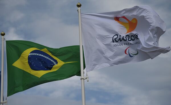 Флаги в Олимпийской деревне в преддверии XV летних Паралимпийских игр 2016 в городе Рио-де-Жанейро
