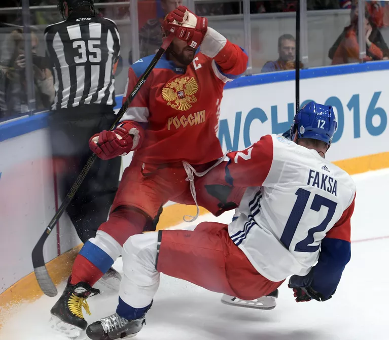 Игровой момент матча Россия - Чехия Игровой момент матча Россия - Чехия