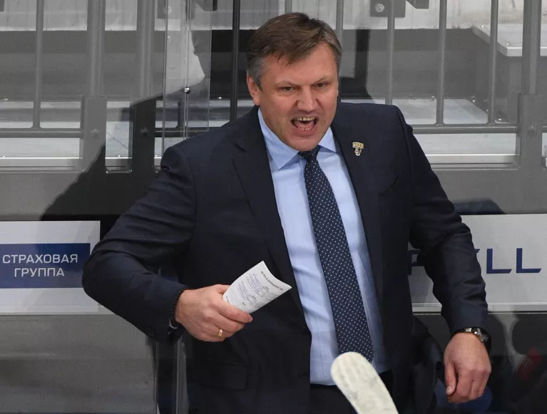 Главный тренер Сочи Вячеслав Буцаев Главный тренер Сочи Вячеслав Буцаев