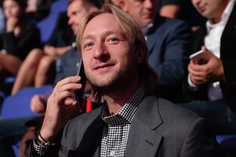 Фигурист Евгений Плющенко Фигурист Евгений Плющенко