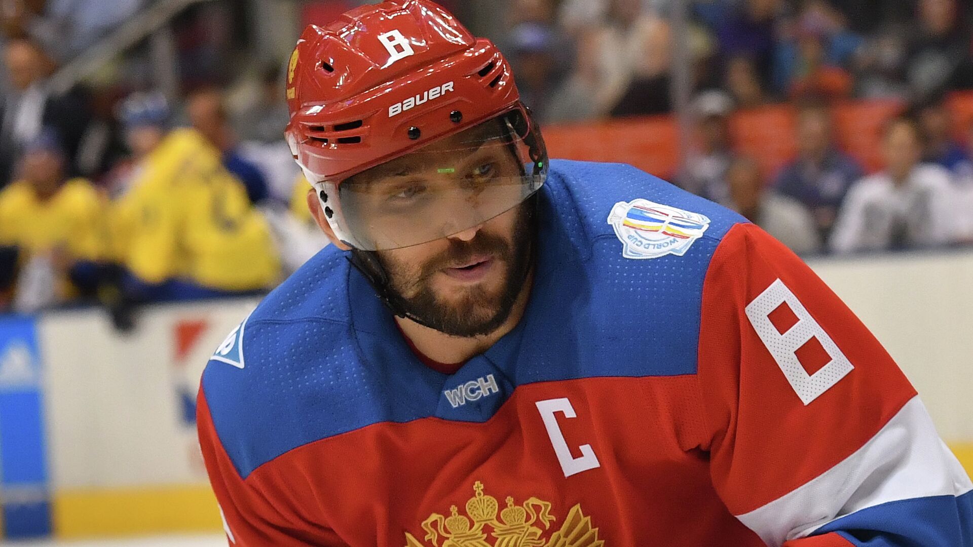 Нападающий сборной России Александр Овечкин Нападающий сборной России Александр Овечкин - РИА Новости, 1920, 15.12.2025