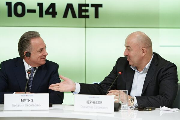 Виталий Мутко (слева) и Станислав Черчесов