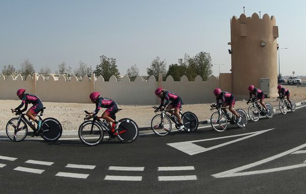 Команда Bepink с Ольгой Забелинской в составе на ЧМ по шоссе в Катаре