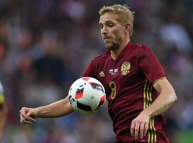 Полузащитник сборной России Юрий Газинский