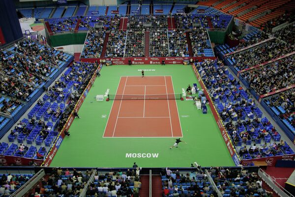 Теннисная арена СК Олимпийский во время матча Кубка Кремля