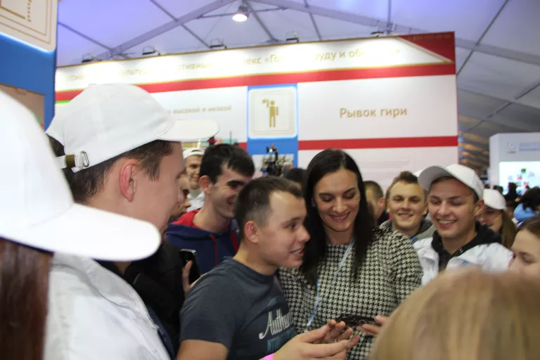 Повезло парню! Повезло парню!