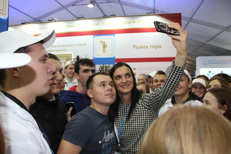 Повезло парню! Повезло парню!