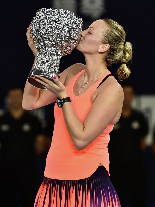 Чешка Петра Квитова после победы на теннисном турнире WTA Elite Trophy в Чжухае