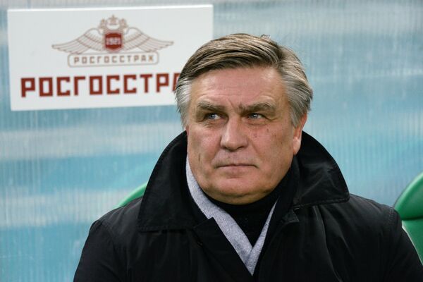 Главный тренер ФК Томь Валерий Петраков