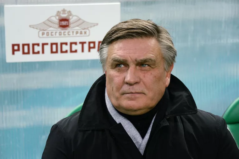 Главный тренер ФК Томь Валерий Петраков Главный тренер ФК Томь Валерий Петраков
