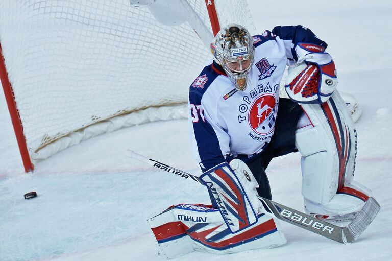 Вратарь ХК Торпедо Иван Касутин Вратарь ХК Торпедо Иван Касутин