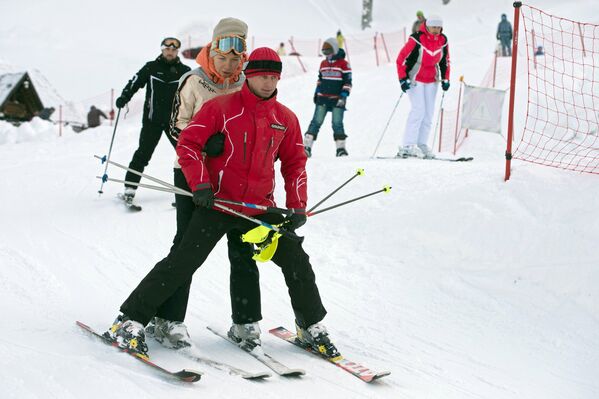 Зимний сезон открылся на горнолыжном курорте Роза Хутор в Сочи
