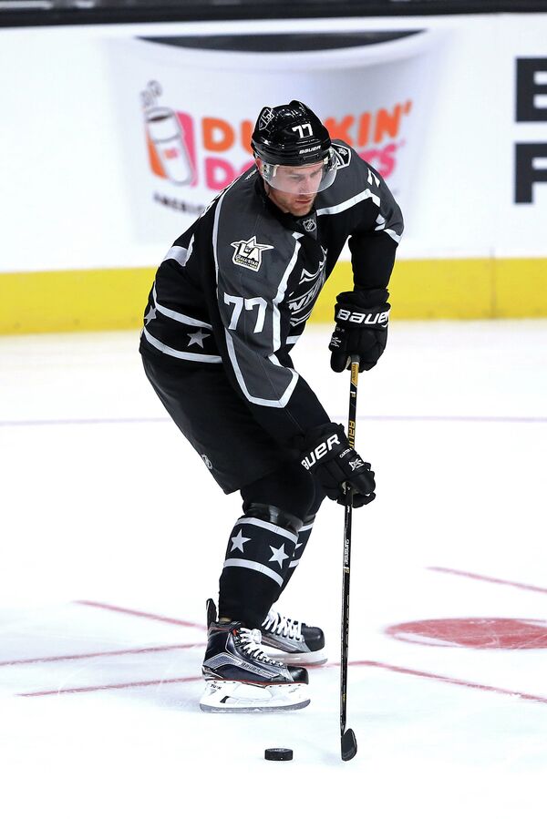 Нападающий клуба НХЛ Лос-Анджелес Кингз Джефф Картер