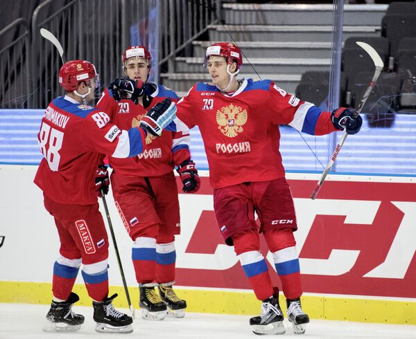 Хоккеисты сборной России