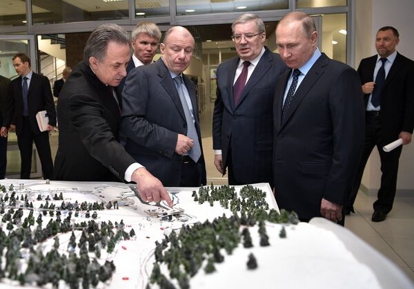 Виталий Мутко, Владимир Потанин, Виктор Толоконский и Владимир Путин (слева направо)