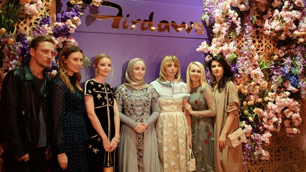 Показ линии одежды Дома моды Firdaws Айшат Кадыровой в Грозном