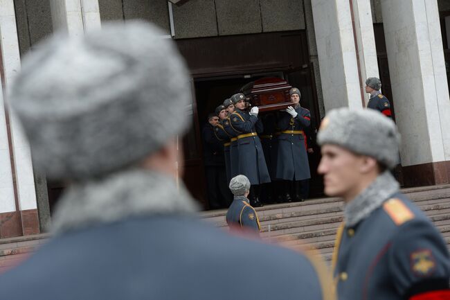 Церемония прощания с хоккеистом Сергеем Гимаевым