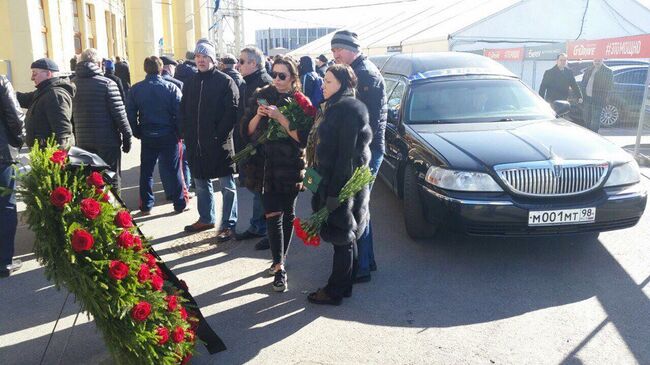 Церемония прощания с Владимиром Казаченком