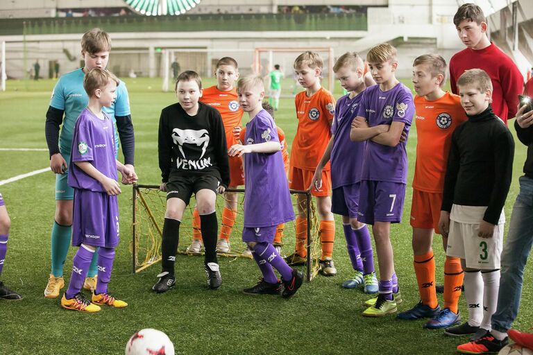 Участники второго этапа открытых всероссийских соревнований по футболу среди команд из школ-интернатов Будущее зависит от тебя! в Санкт-Петербурге Участники второго этапа открытых всероссийских соревнований по футболу среди команд из школ-интернатов Будущее зависит от тебя! в Санкт-Петербурге