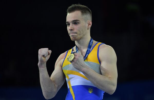Украинский гимнаст Олег Верняев